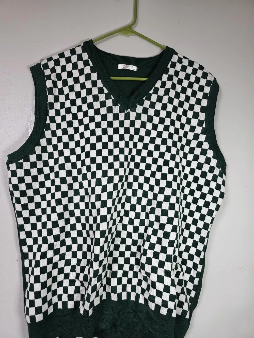 Checkerboard Knit Vest - Dark Green & White
